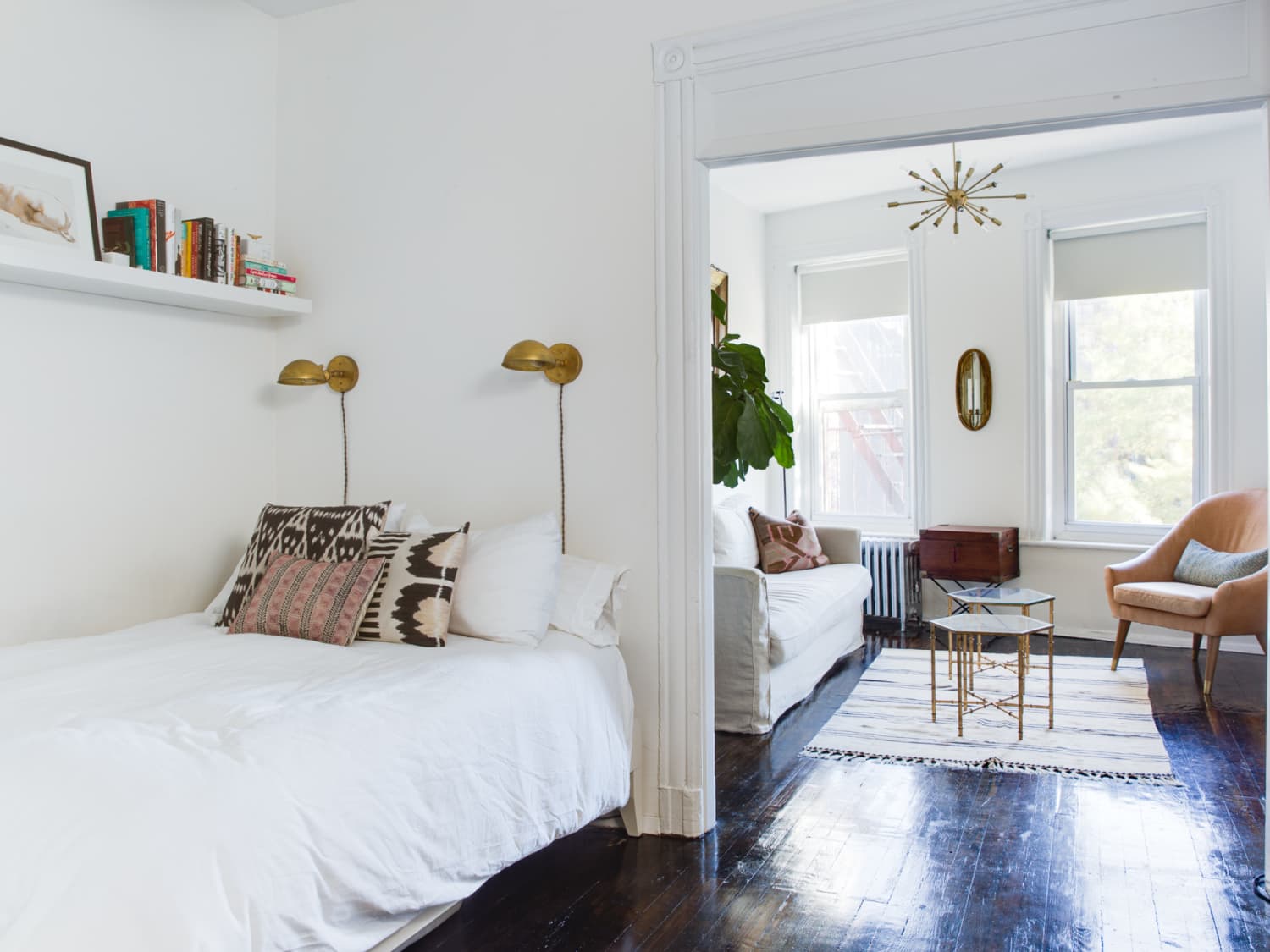 38 Small Bedroom Ideas for a Cozy Organized Space Apartment Therapy
